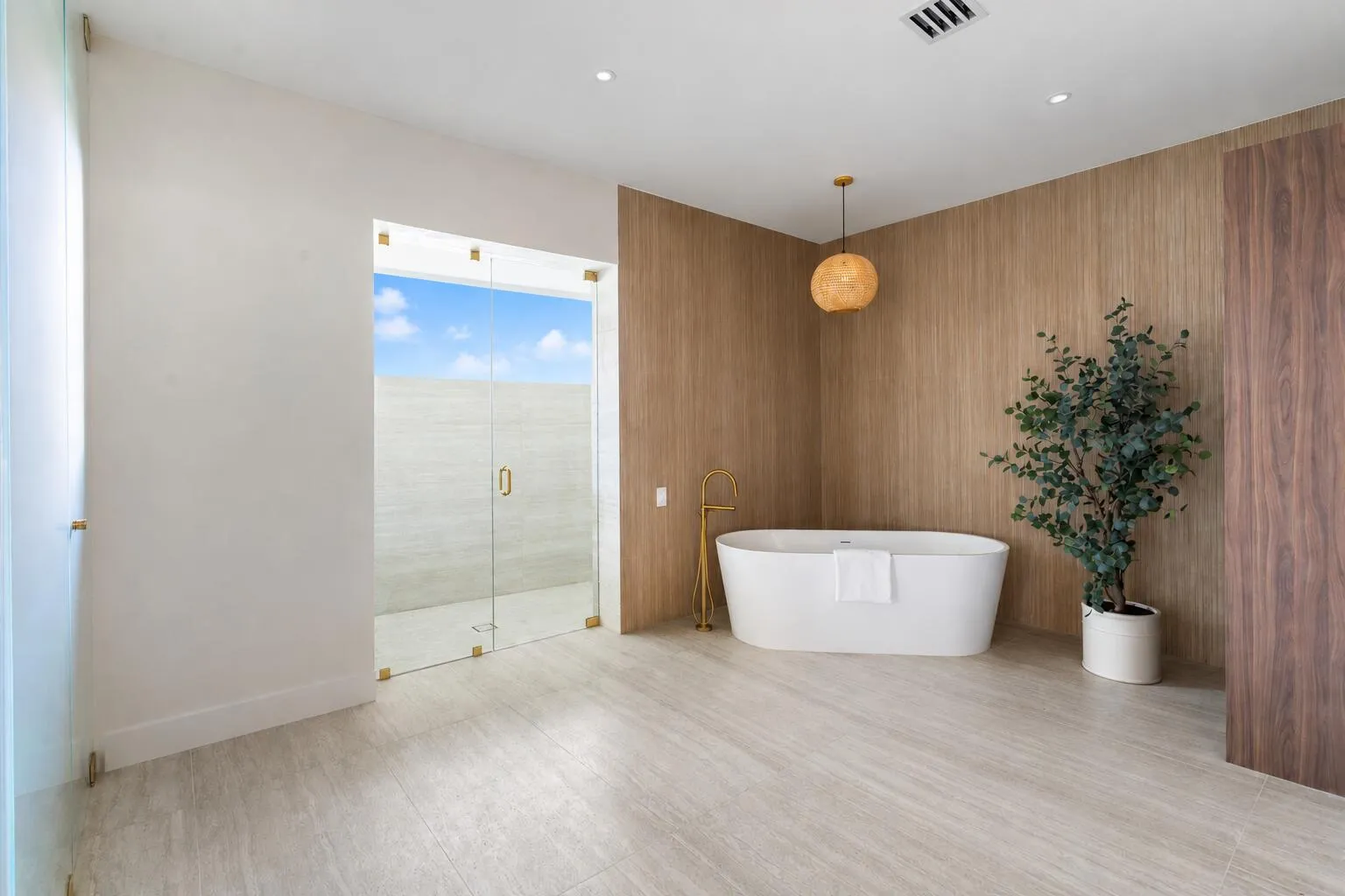 Primary bath