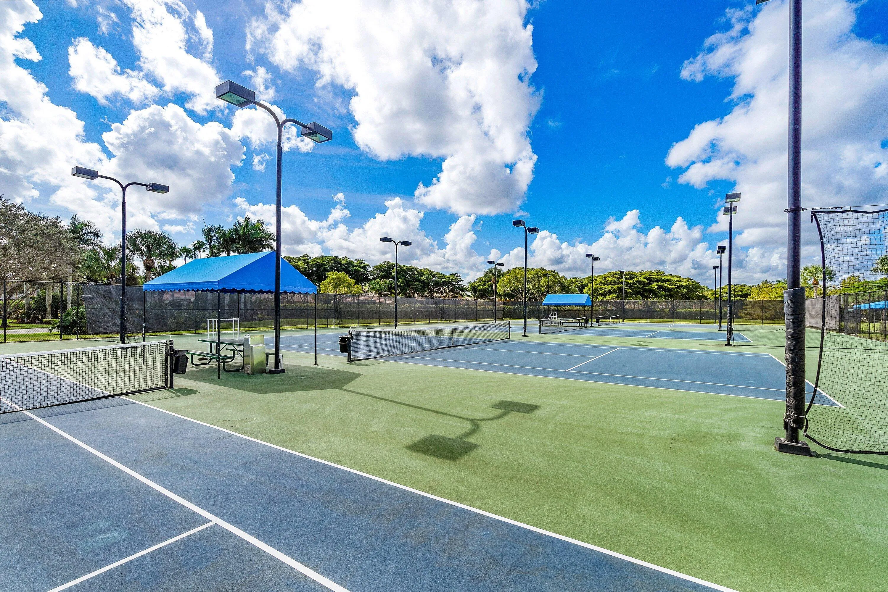 pickelball court