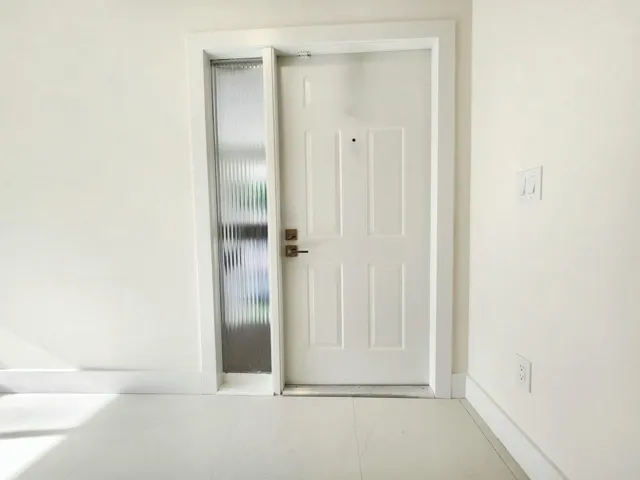 1000166021