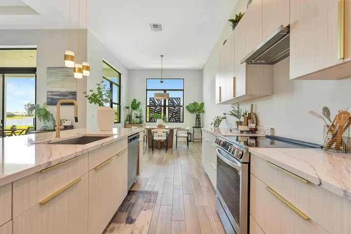 kitchenlong