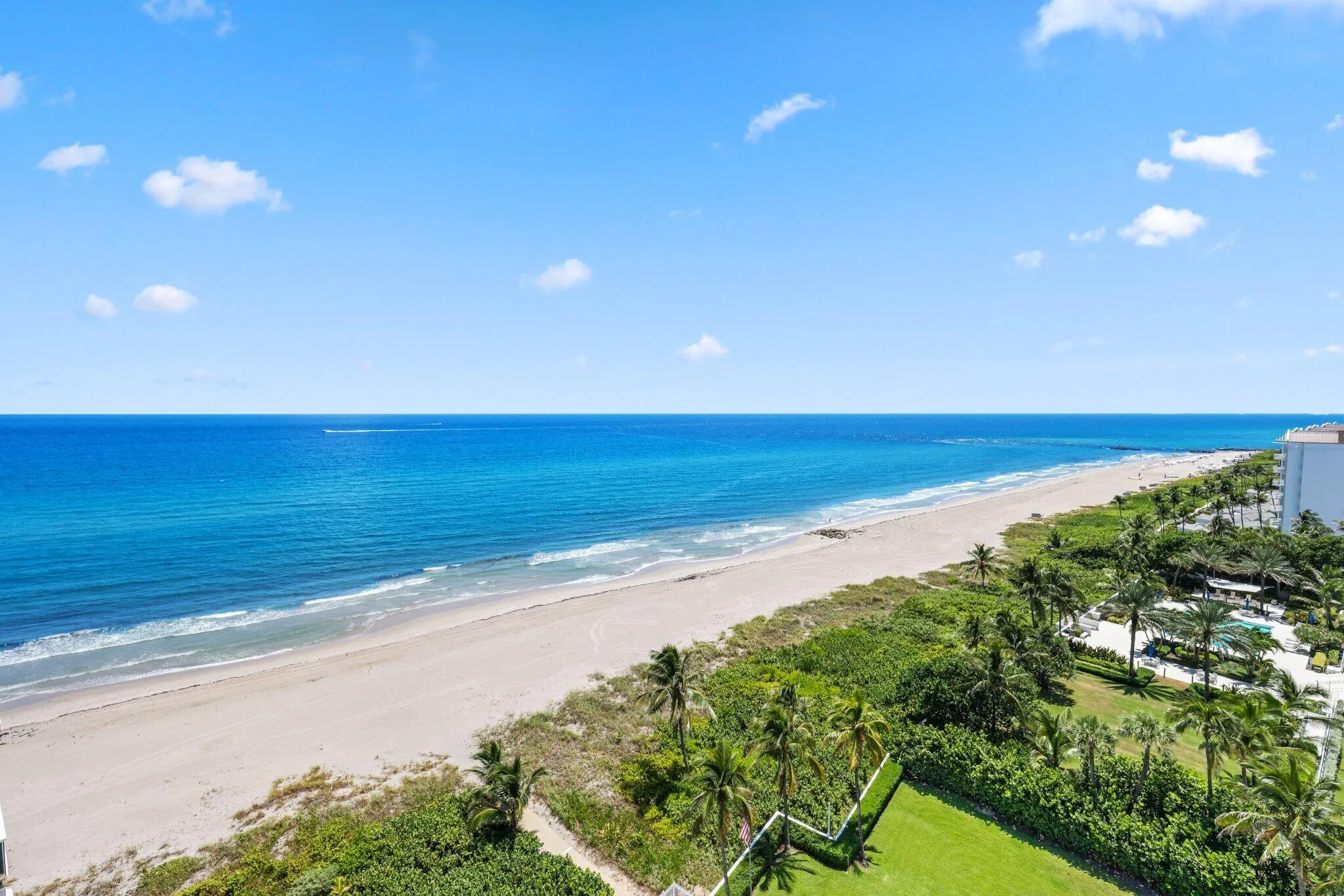 700 S Ocean Blvd - 34.jpg-SMALL