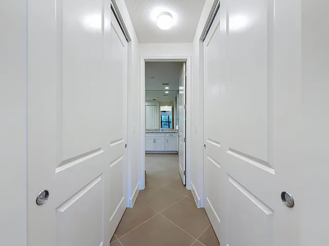 Hallway into Master Bath from Master Bedrom