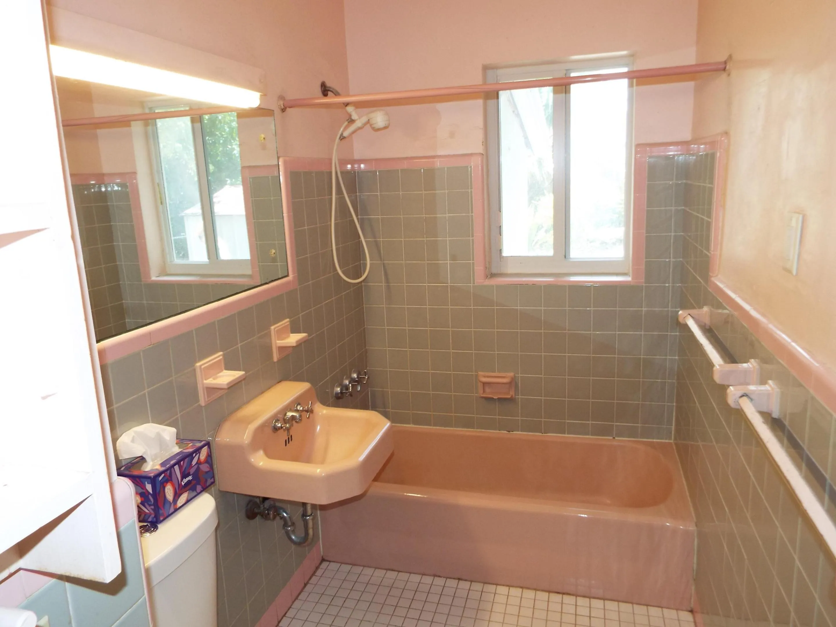 2nd bathroom