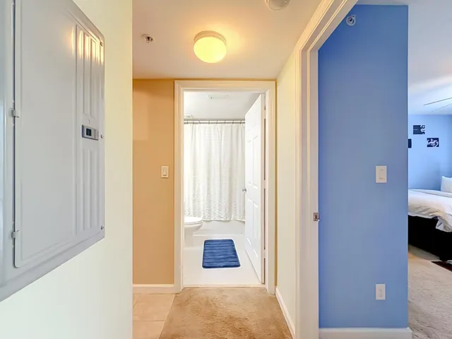 519 E Sheridan Street #404-60