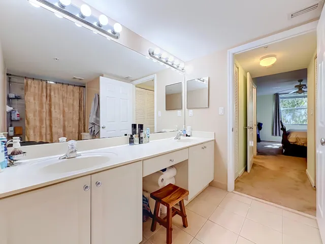 519 E Sheridan Street #404-71