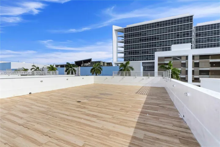 roof terrace