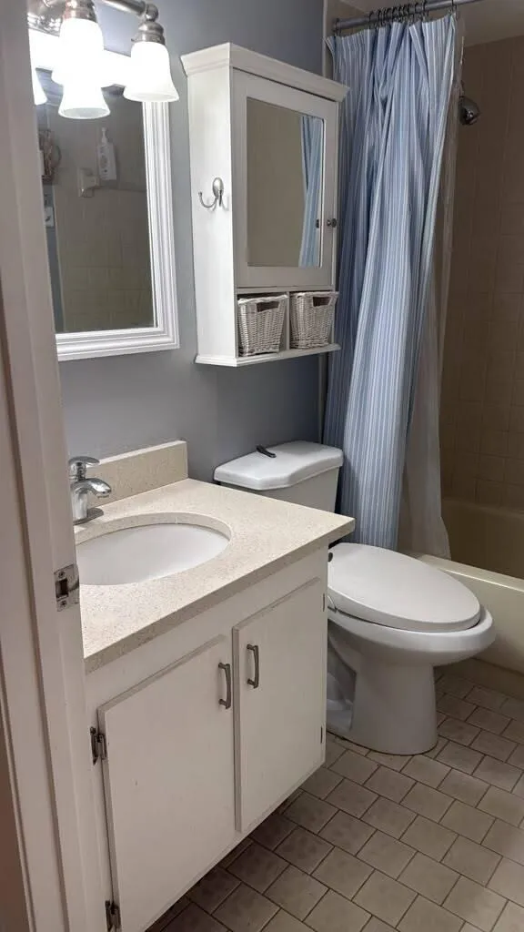 Bathroom 7