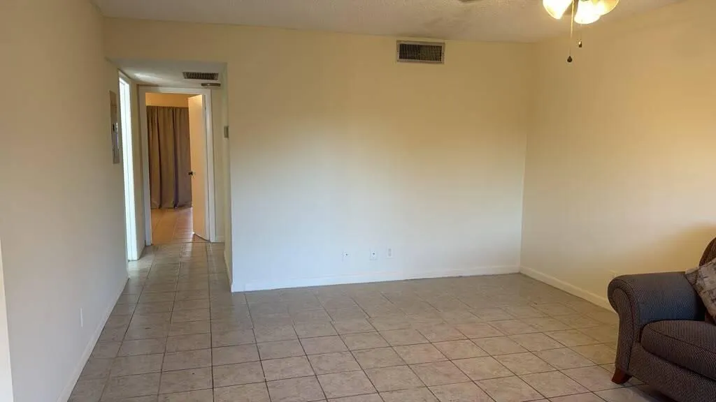 Livingroom 3