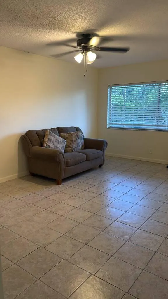 Livingroom 4