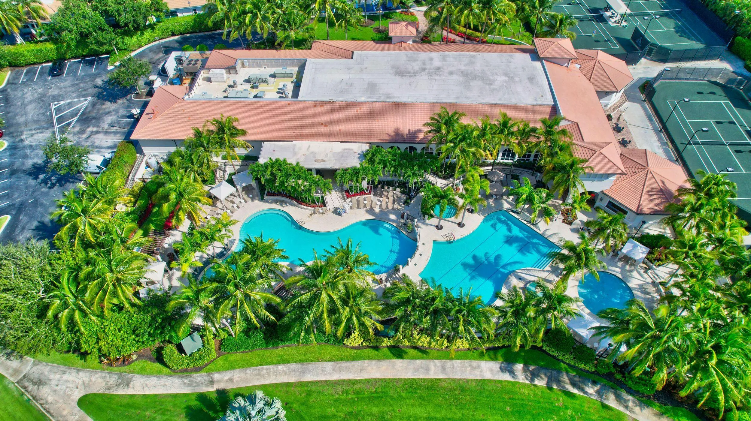 RESORT STYLE POOL AREA