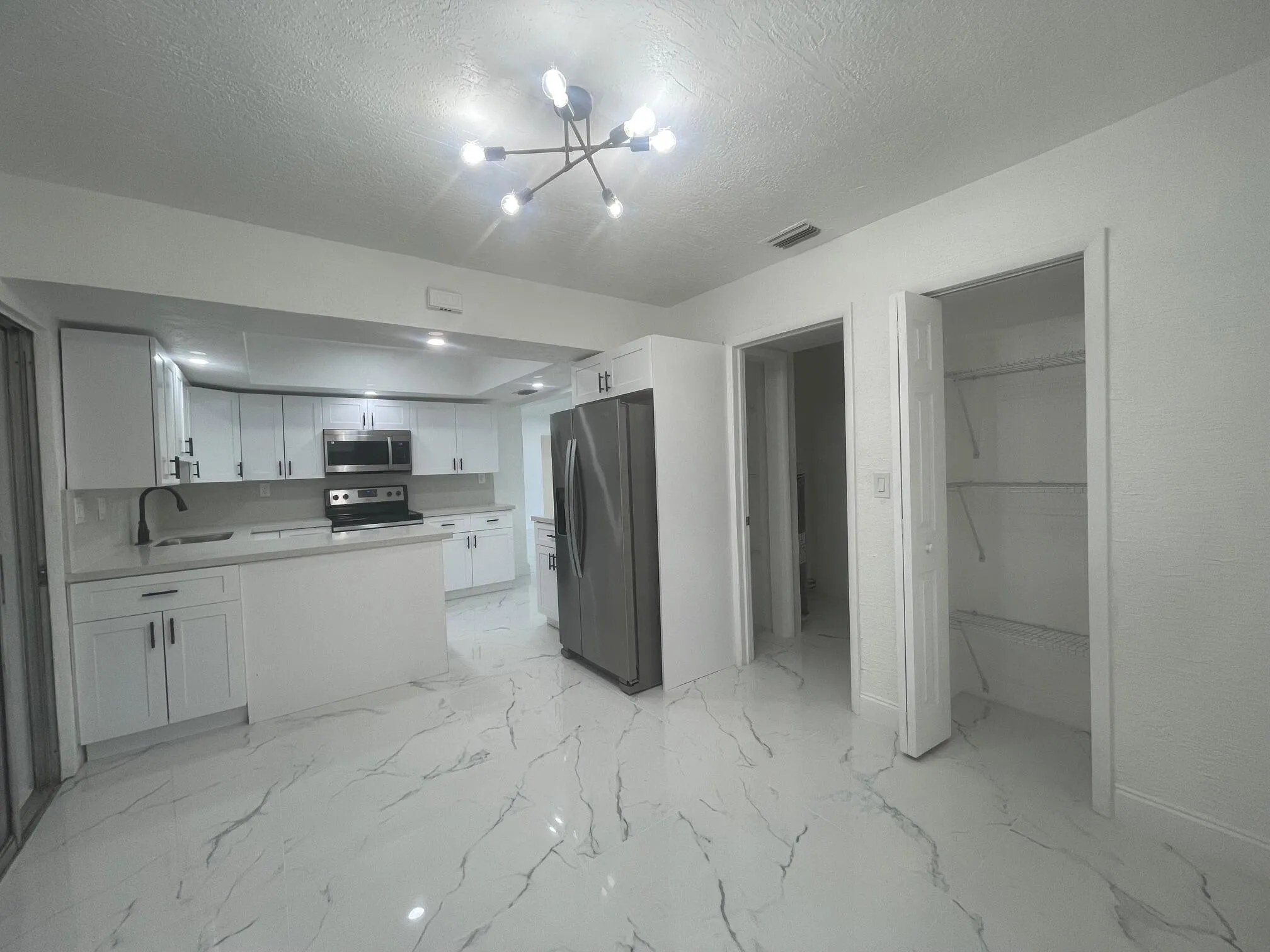 kitchenn full