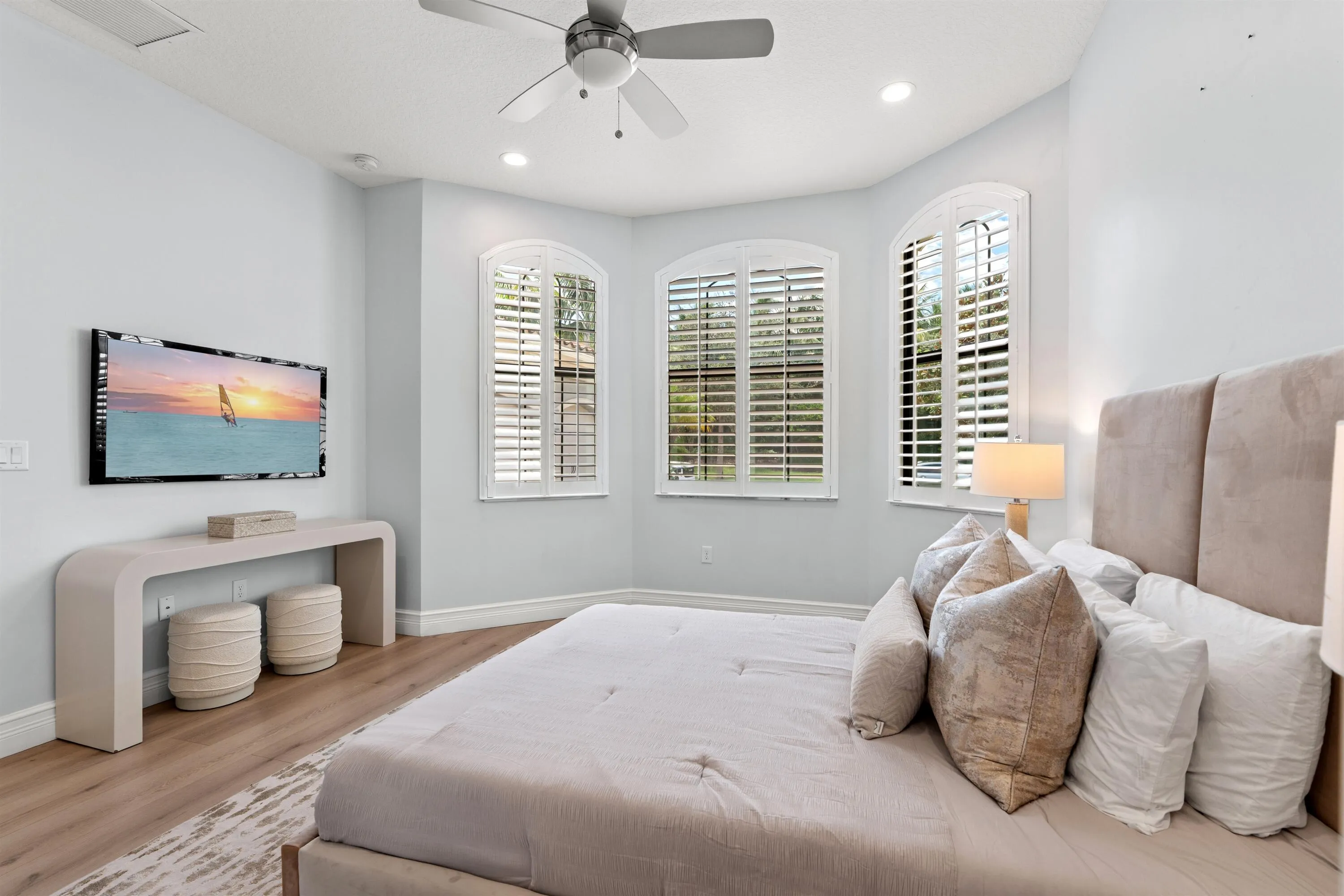 BEDROOM_1_ANGLE
