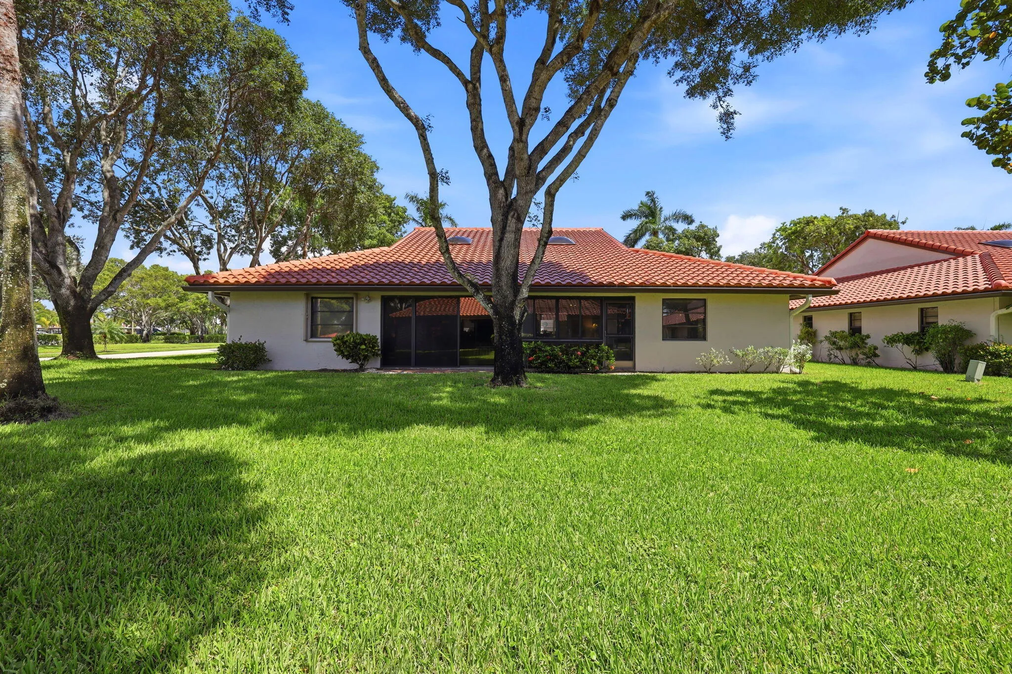 34-033_F8_6013 Sunny Pointe Cir