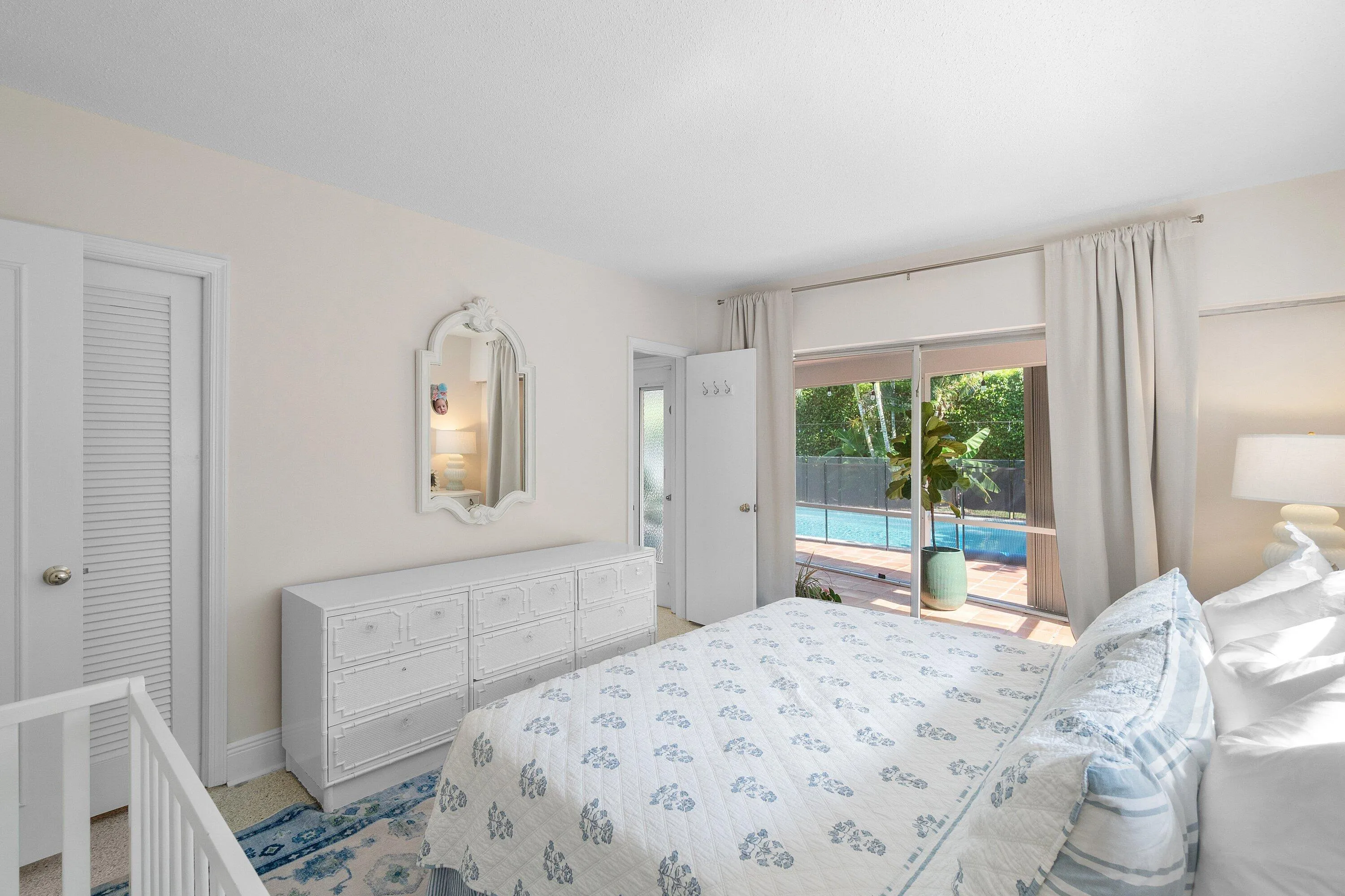 Primary suite