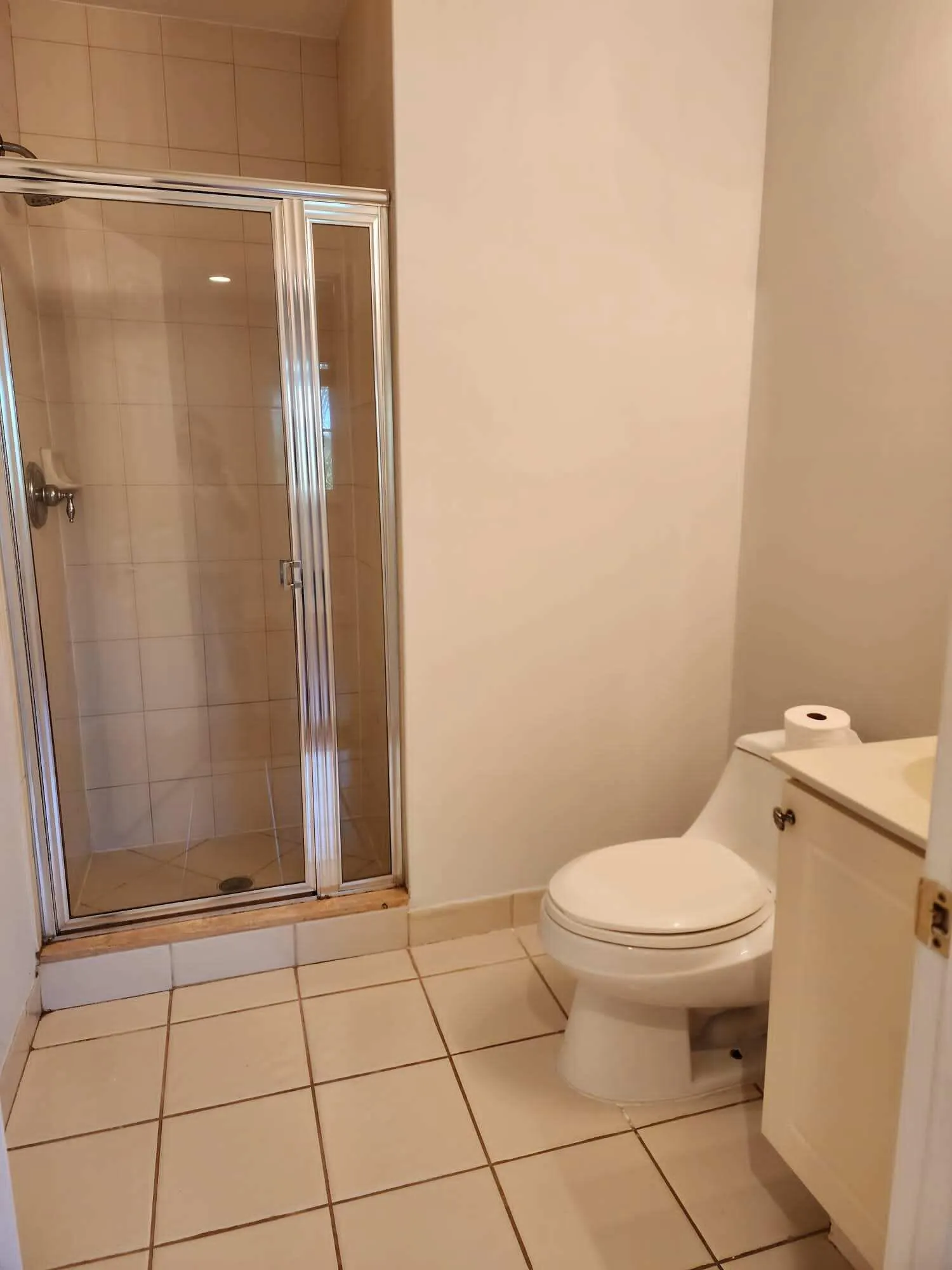 b3925b29-
