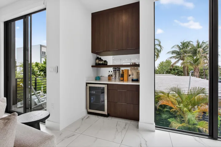 29-web-or-mls-1044-4688