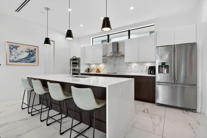 21-web-or-mls-1044-4648