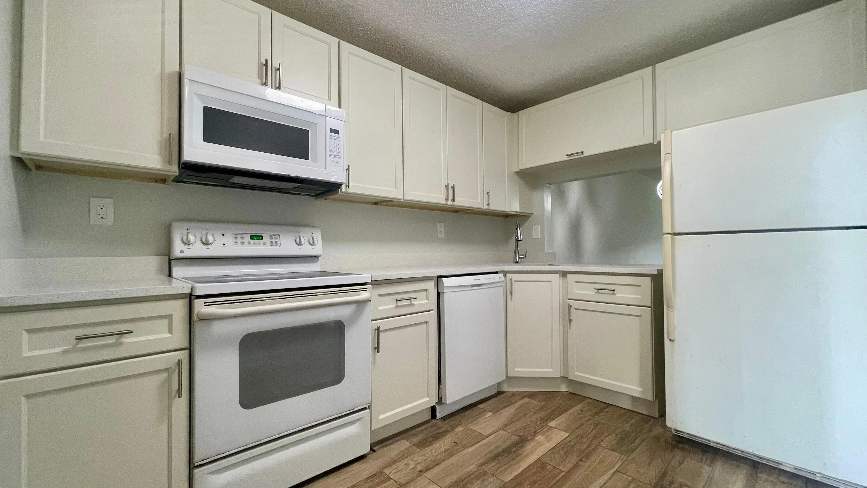 1801- Kitchen 2