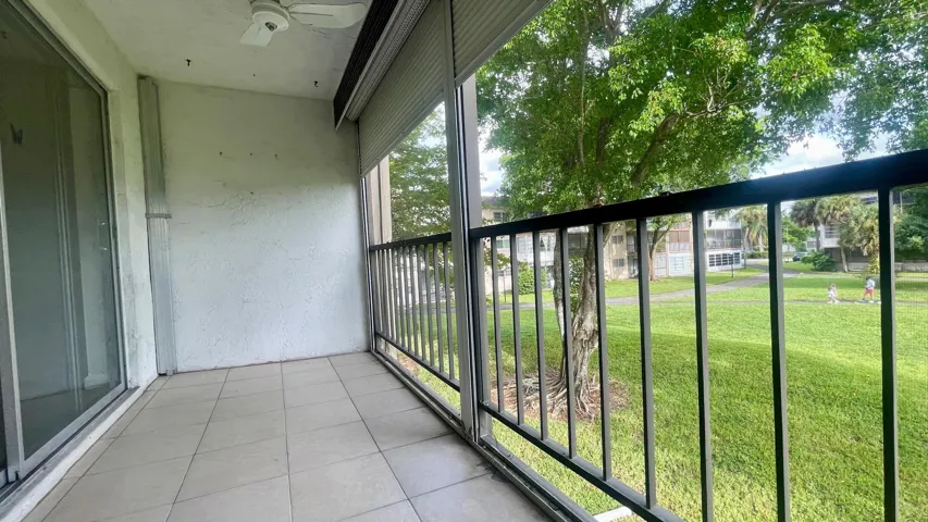 1801- Balcony view
