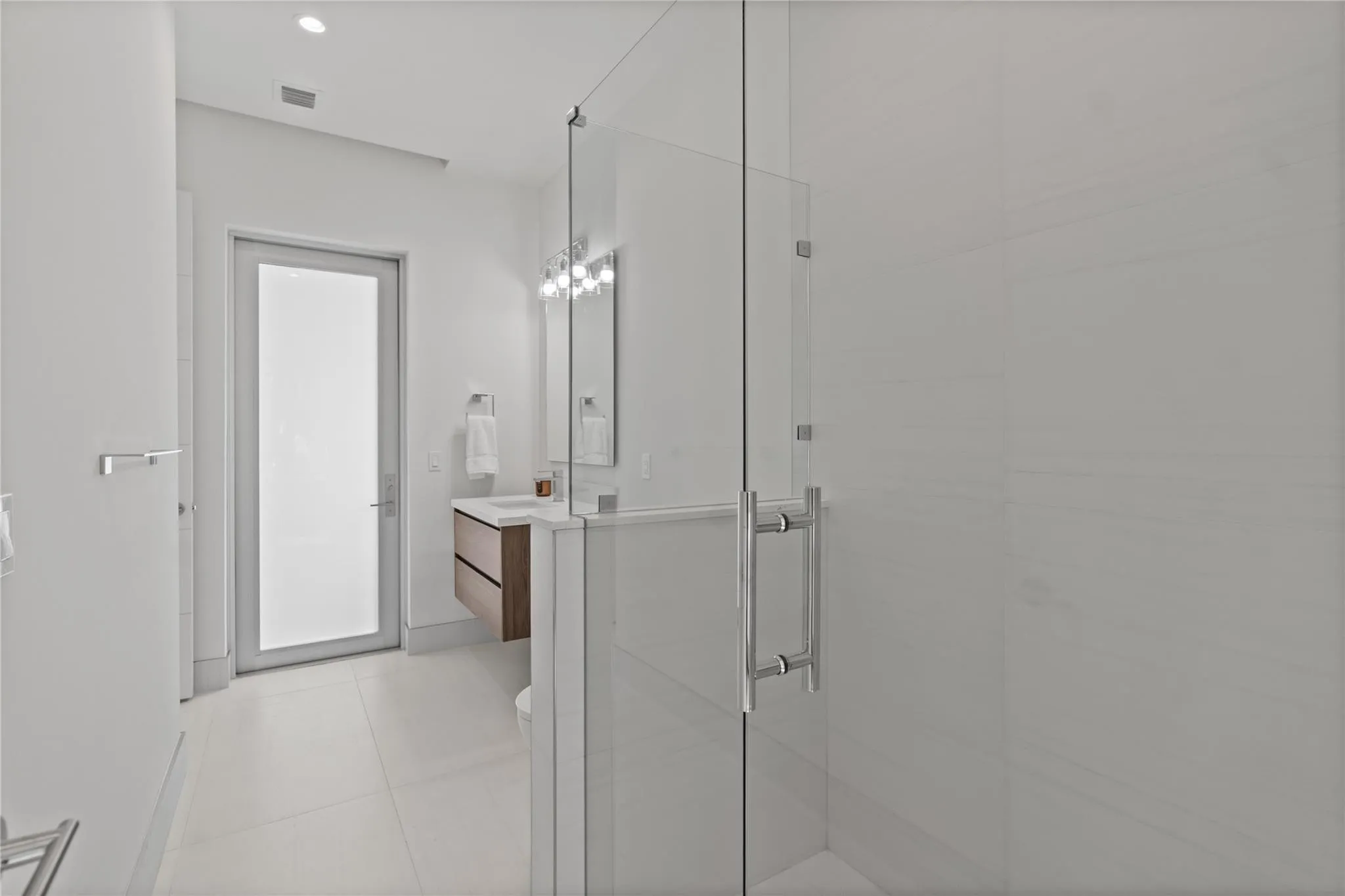 1st Floor Ensuite