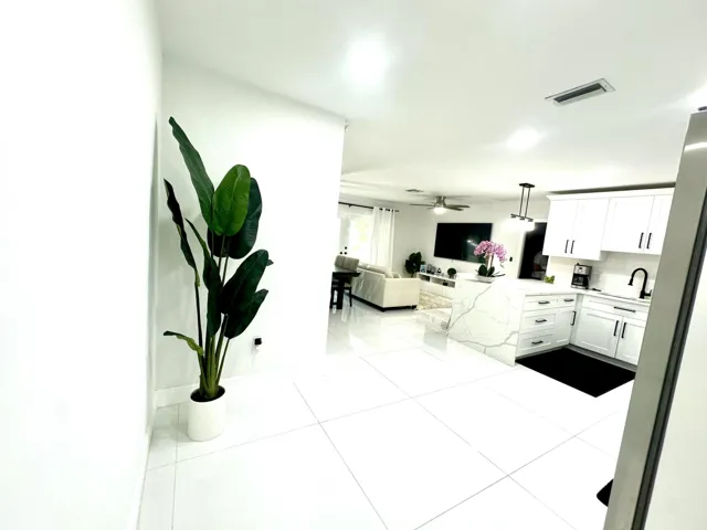 Open Kitchen