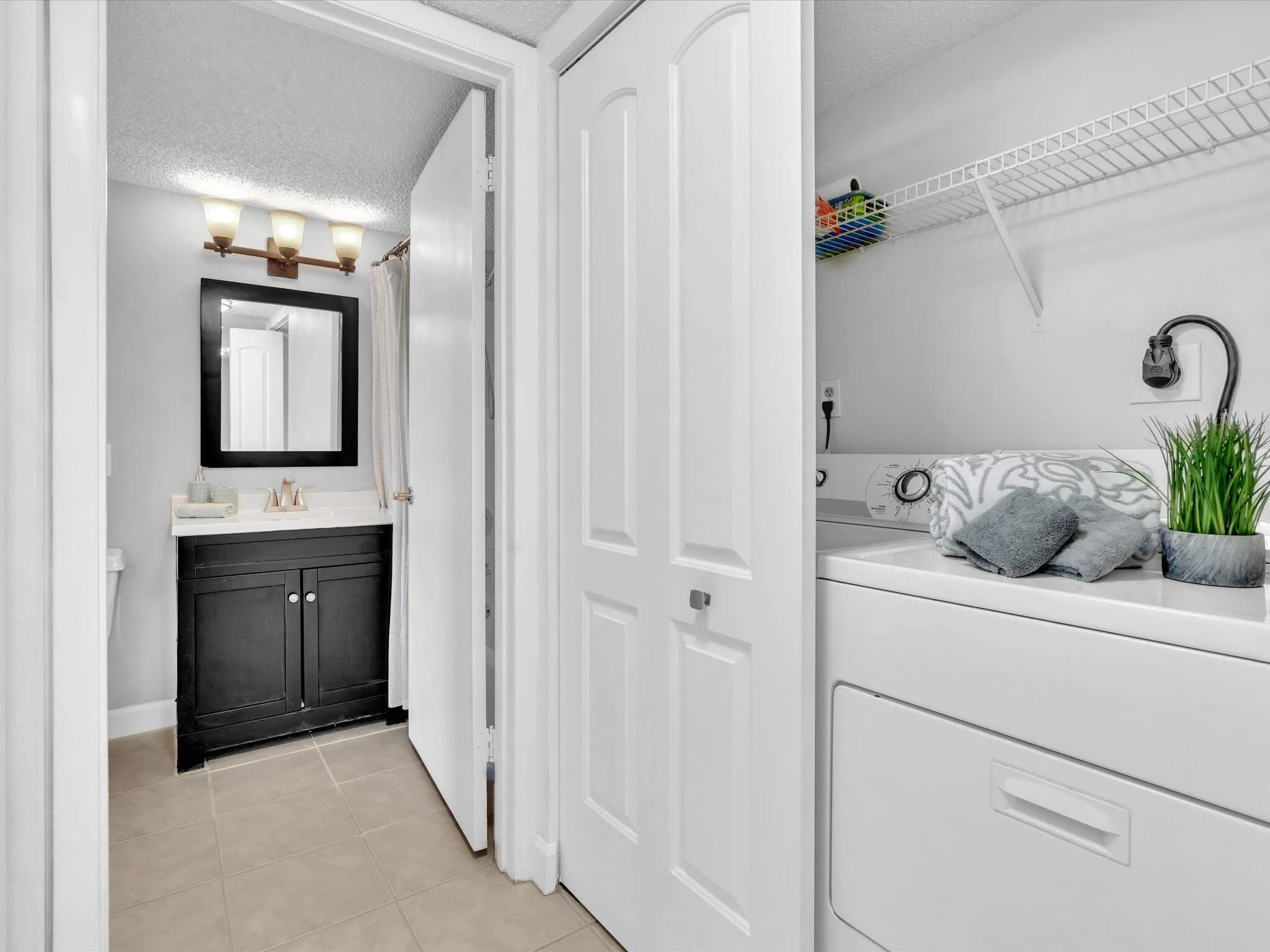 Full Size Washer &​​‌​​​​‌​​‌‌​‌‌​​​‌‌​‌​‌​‌​​​‌​​ Dryer