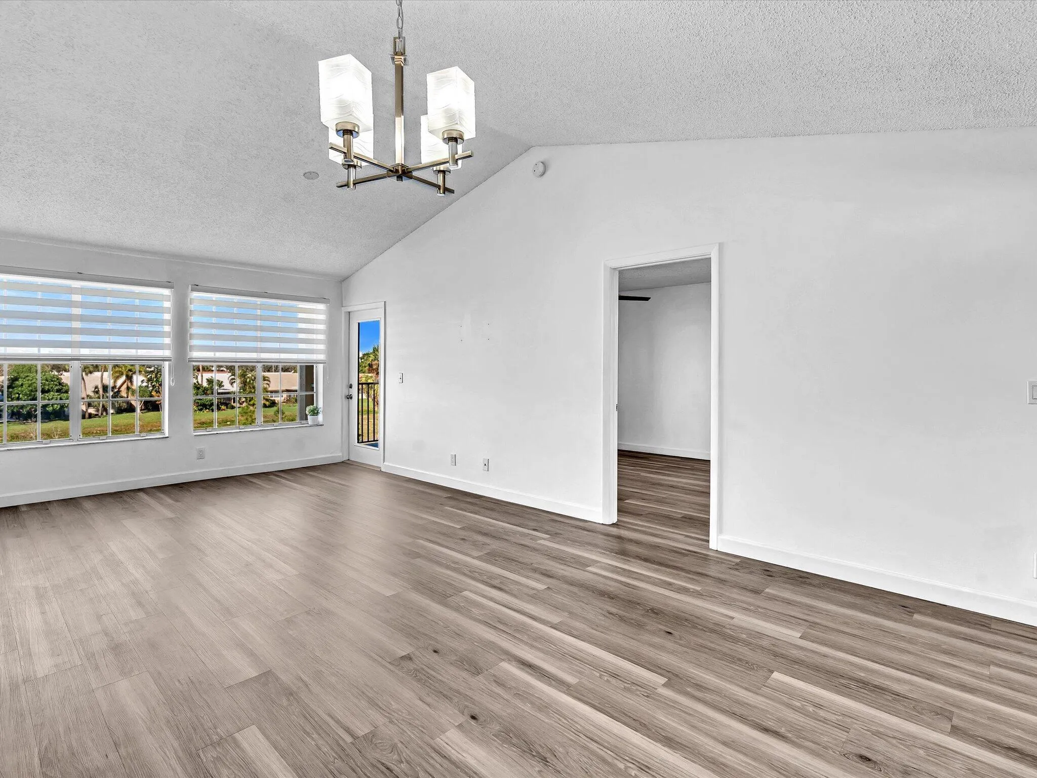 Living-Bedroom