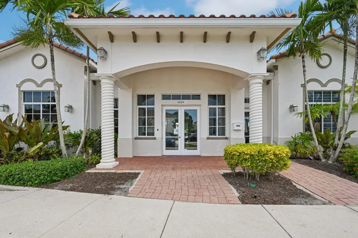 34-web-or-mls-Oysterwood Ln-2608-901