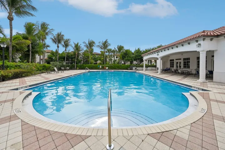 37-web-or-mls-Oysterwood Ln-2608-904