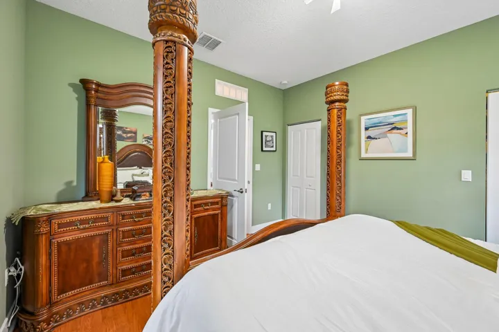 26-web-or-mls-Oysterwood Ln-S2608-026