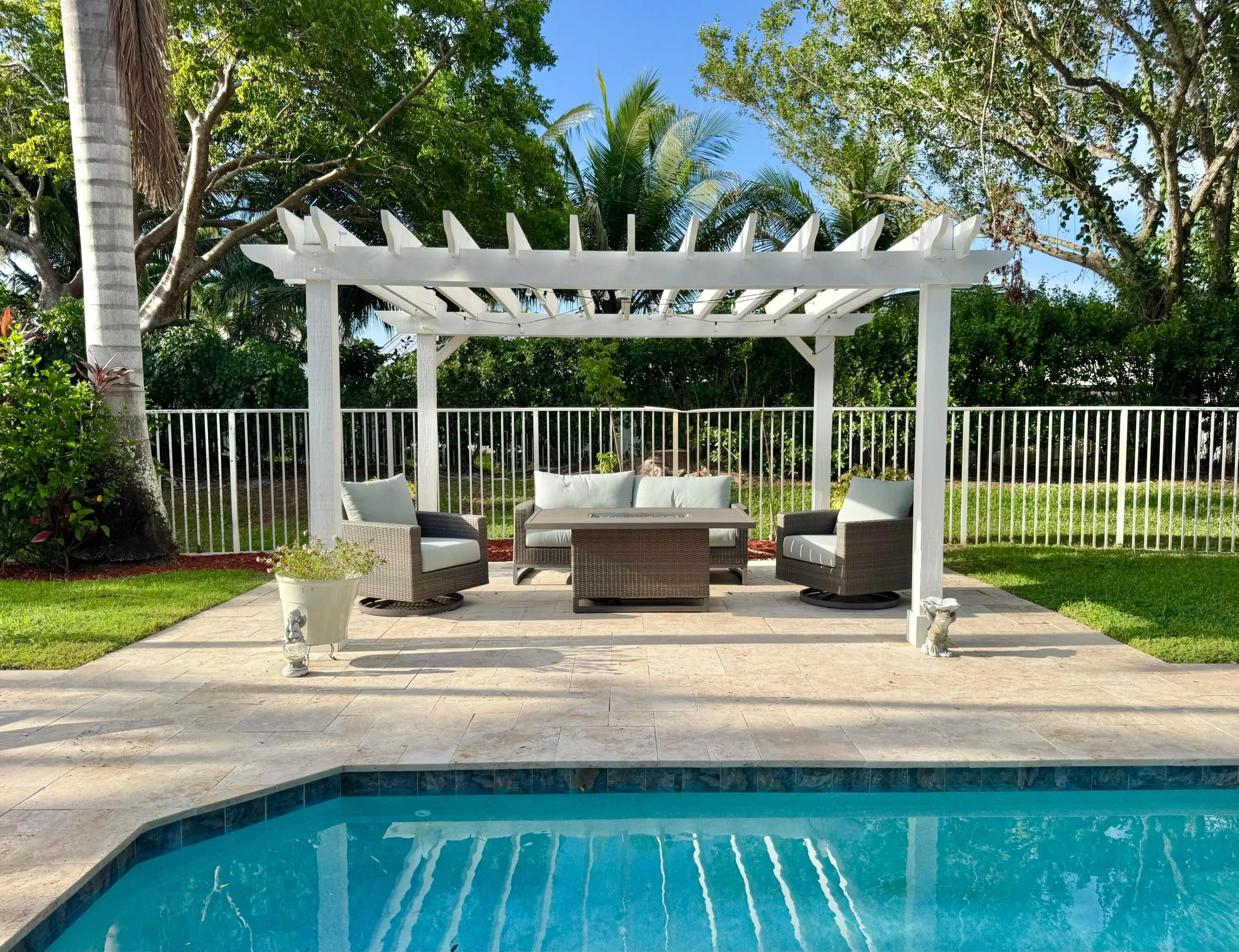 NEWLY BUILT PERGOLA