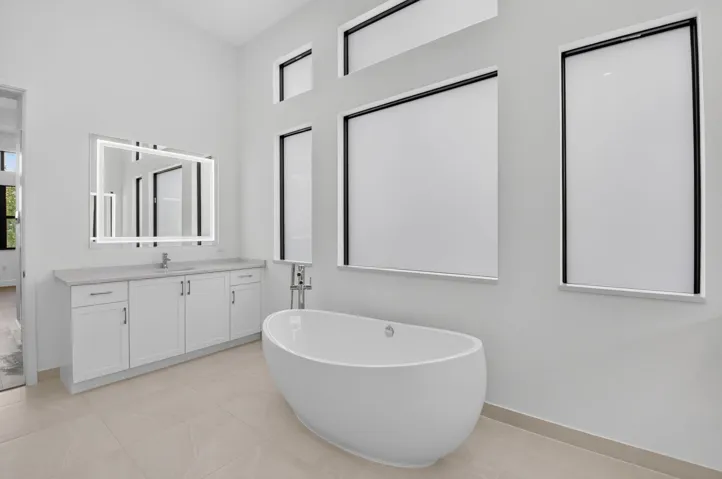 Primary bath