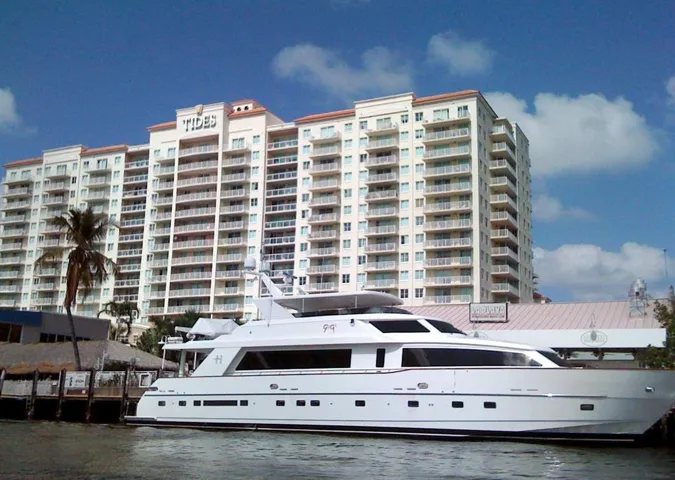 TIDES YACHT AND BUILDING VIEW