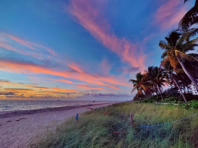 FORT LAUDERDALE BEACH SUNSET