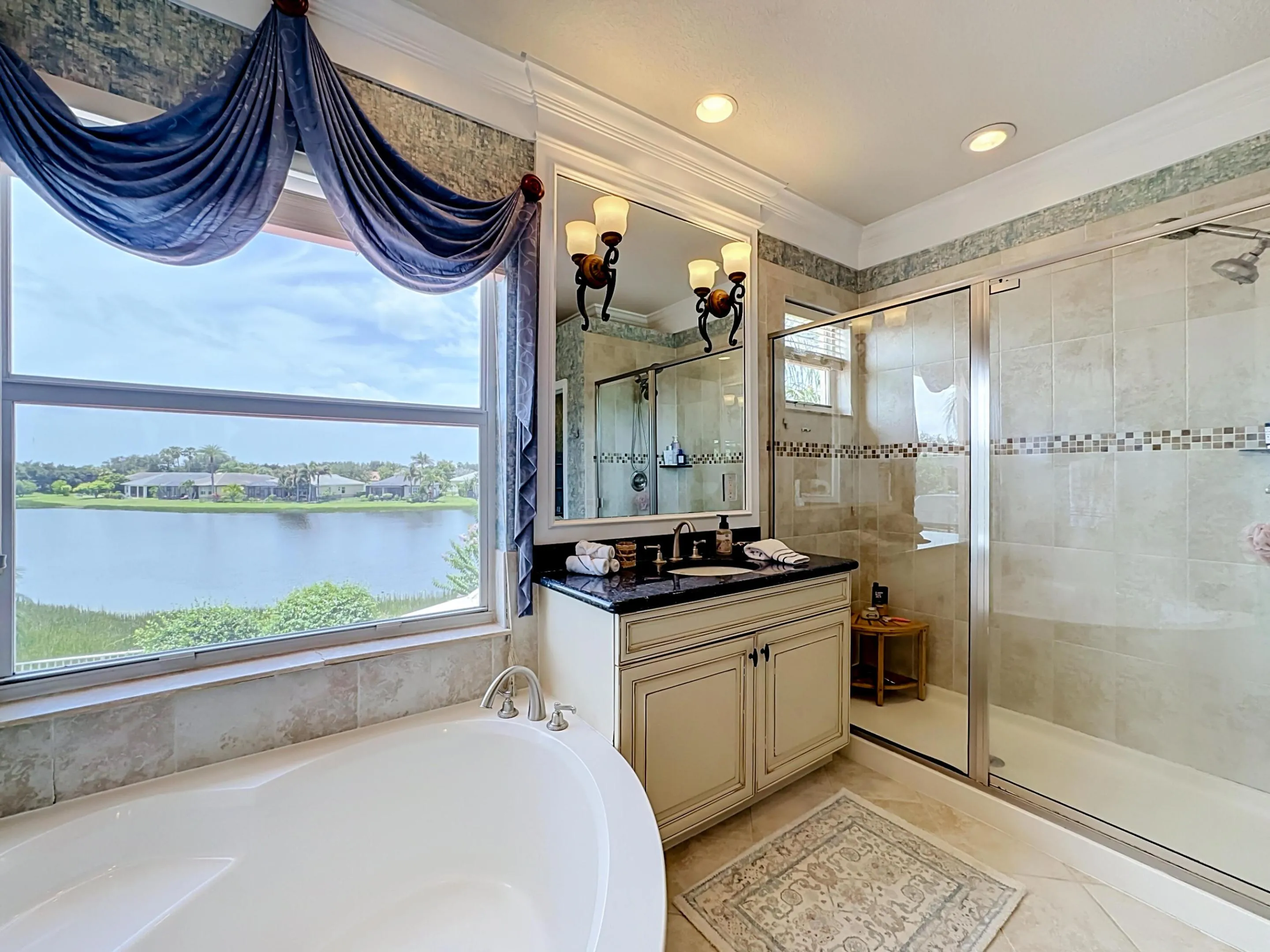 Property photo 44