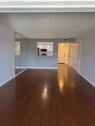 Livingroom1