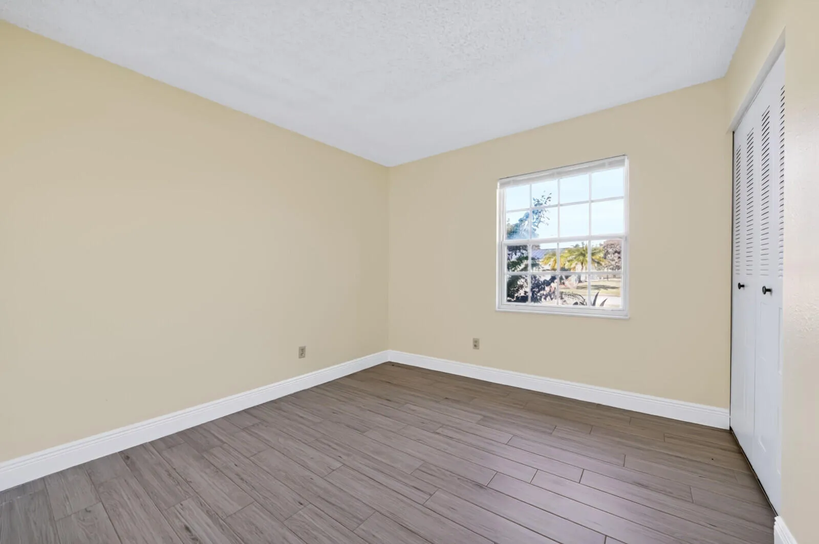 Property photo 50