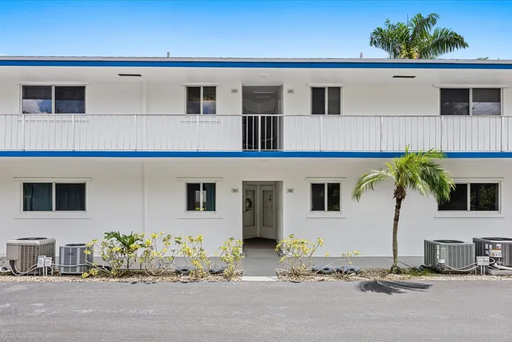 2 Garden St, 203m