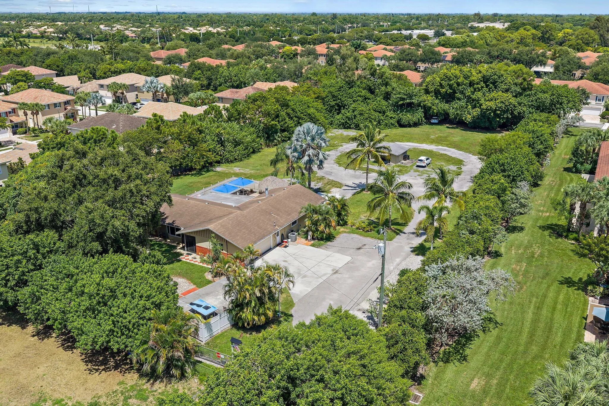 011-5681DesotoRd-Greenacres-SMALL