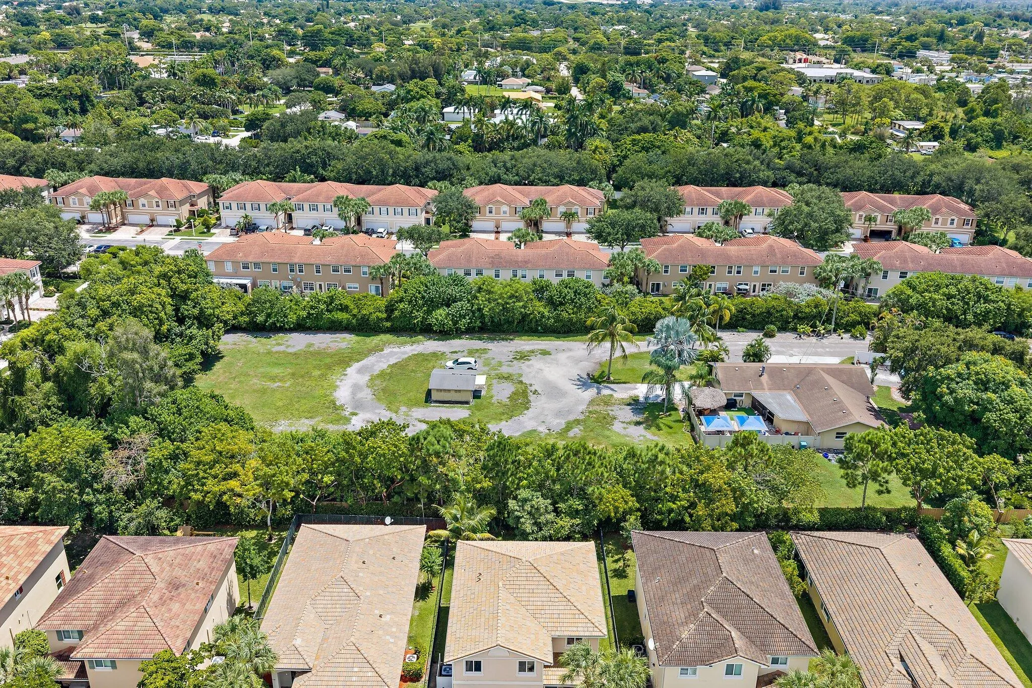 014-5681DesotoRd-Greenacres-SMALL