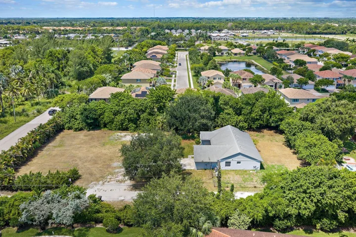 010-5681DesotoRd-Greenacres-SMALL