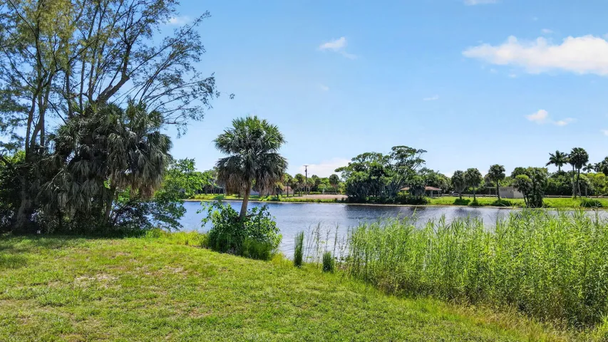 14-203 Lake Osborne 4