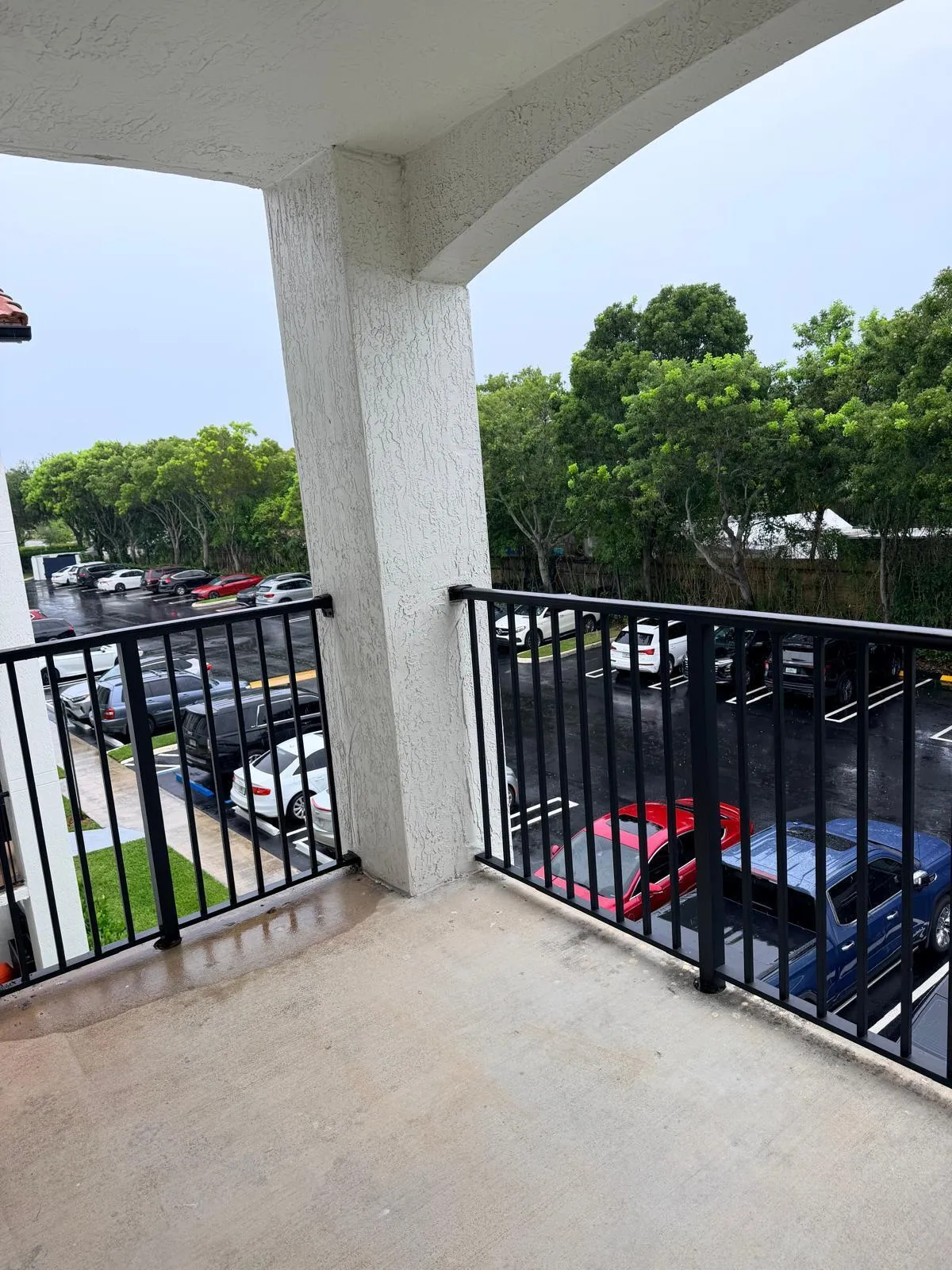 819 - Balcony