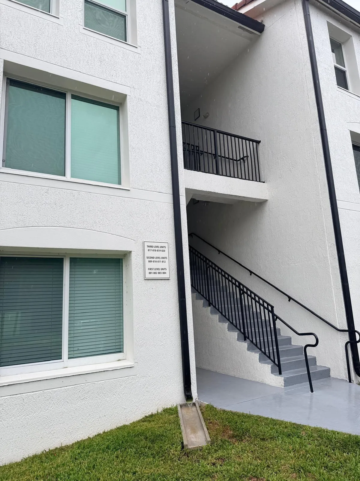 819 - Building 8