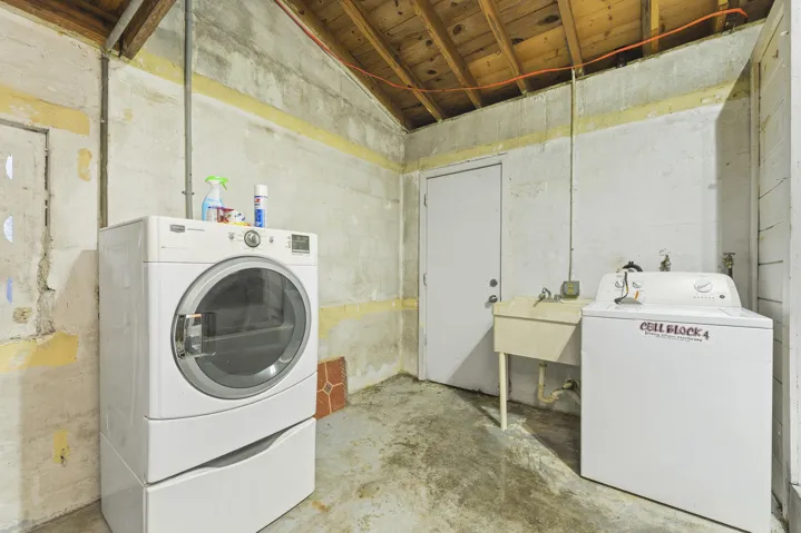 Garage Laundry