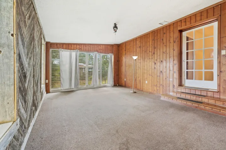Guest Bedroom - Room 4