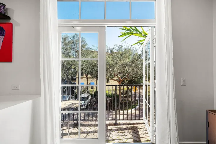 018-3281EstanciaWay-BoyntonBeach-FL-3343