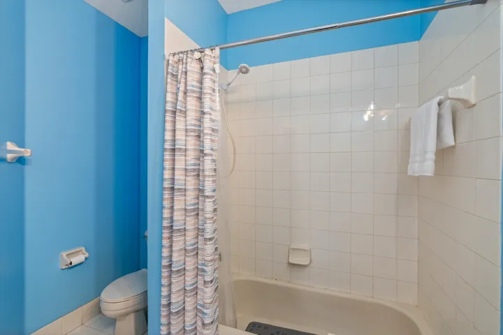 Convenient Full Bath with Tub & Shower Combination