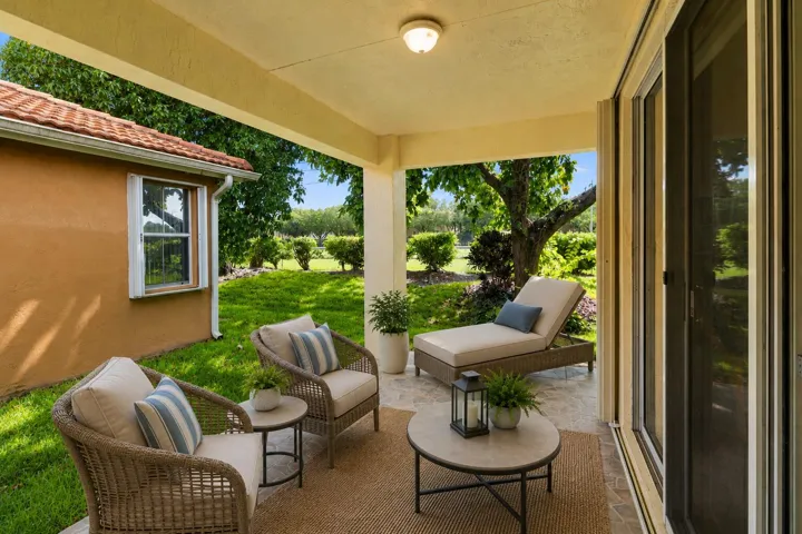 Virtually staged patio