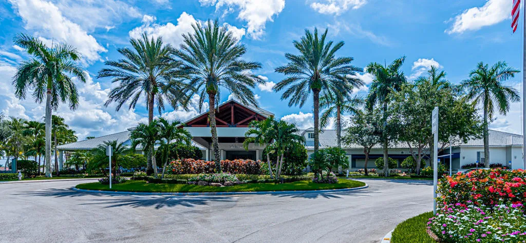 Club Baywinds